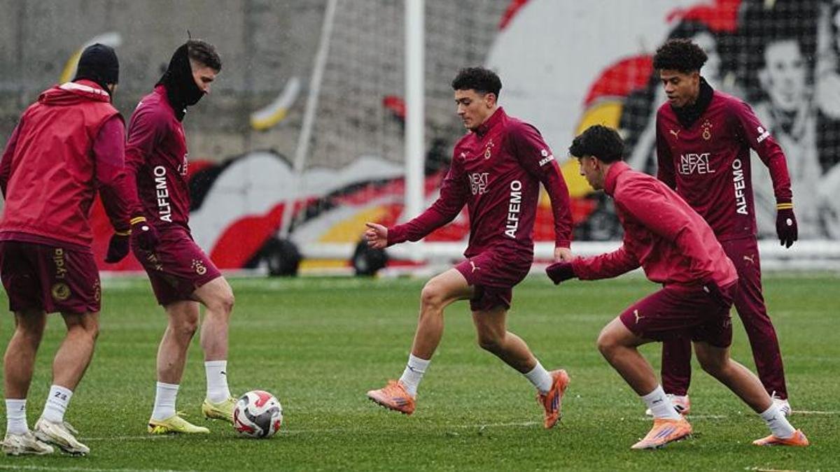 Galatasaray, Fethiyespor Karşılaşmasına Hazırlıklarını Tamamladı