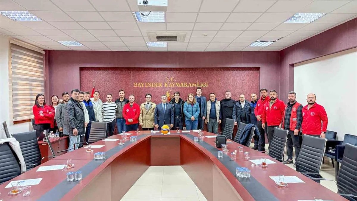 Bayındır'da Kurumlar Arası Voleybol Festivali Fikstürü Belirlendi