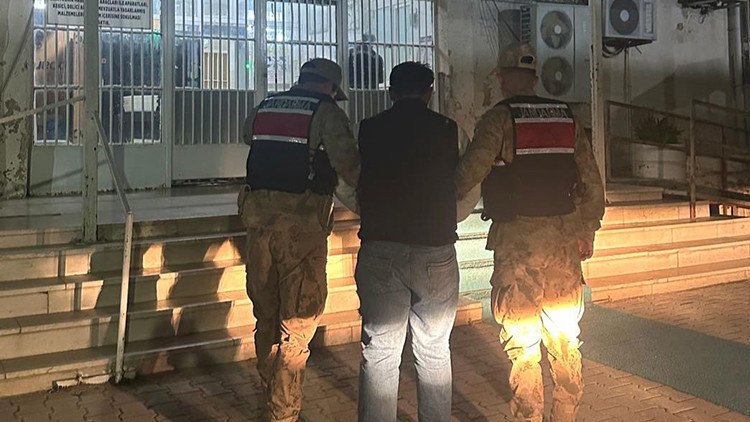 Çocuğa Şiddet Uygulayıp Tehdit Eden Şahıs Gözaltına Alındı