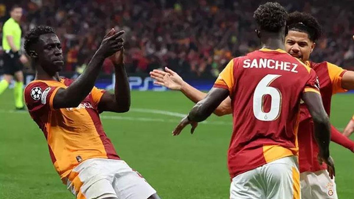 UEFA Şampiyonlar Ligi'nde Haftanın 11'i Açıklandı! İki Galatasaraylı Yer Aldı