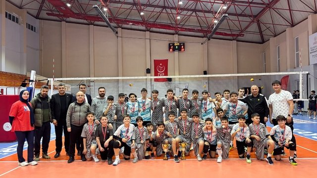 Kayseri Midi Erkekler Voleybol Süper Ligi Sonuçlandı