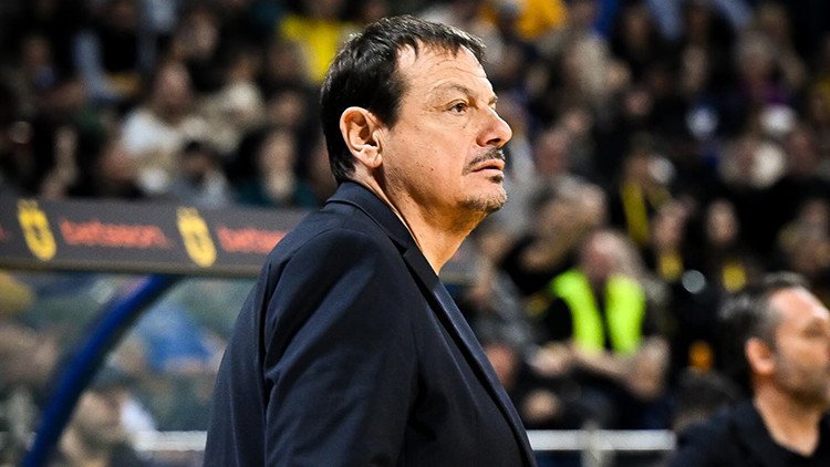 Ergin Ataman Yönetimindeki Panathinaikos, Yunan Kupası'nda Şampiyon!