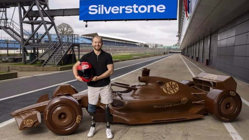 Formula 1'de Eğlenceli Bir Durak: KitKat'la Pistte Yarış