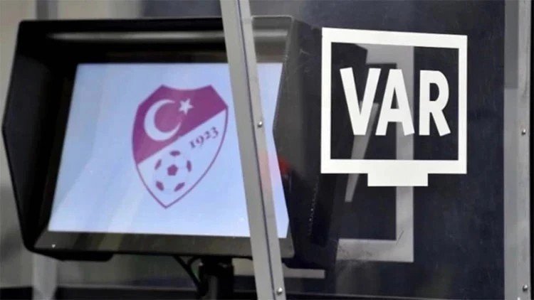Kayserispor İle Trabzonspor Karşılaşmasının VAR Hakemi Belirlendi