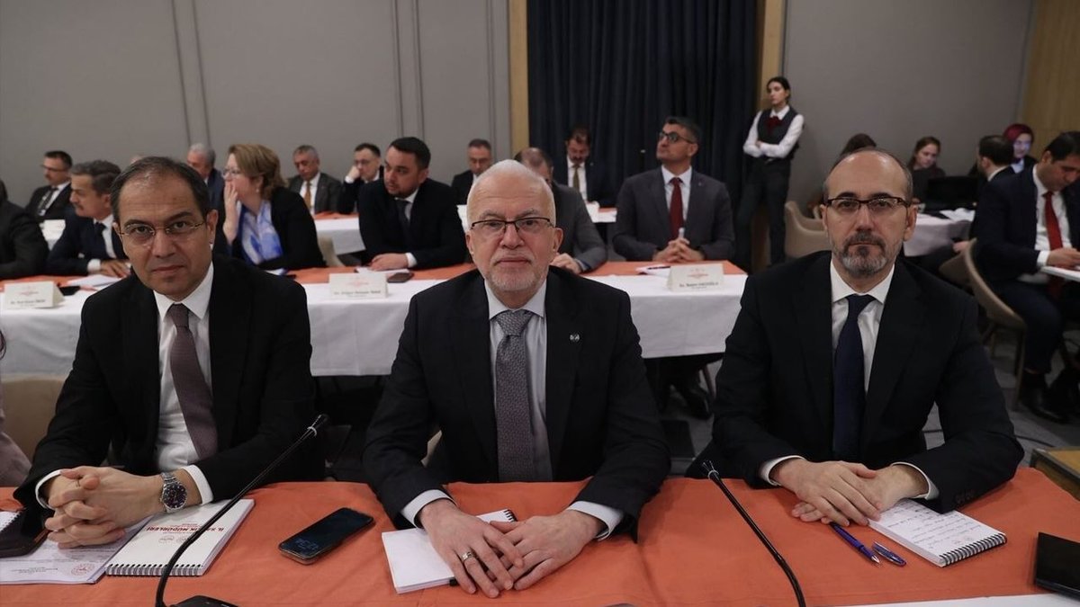 Eskişehir Sağlık Müdürü Bildirici İstanbul'daki Toplantıya Gitti