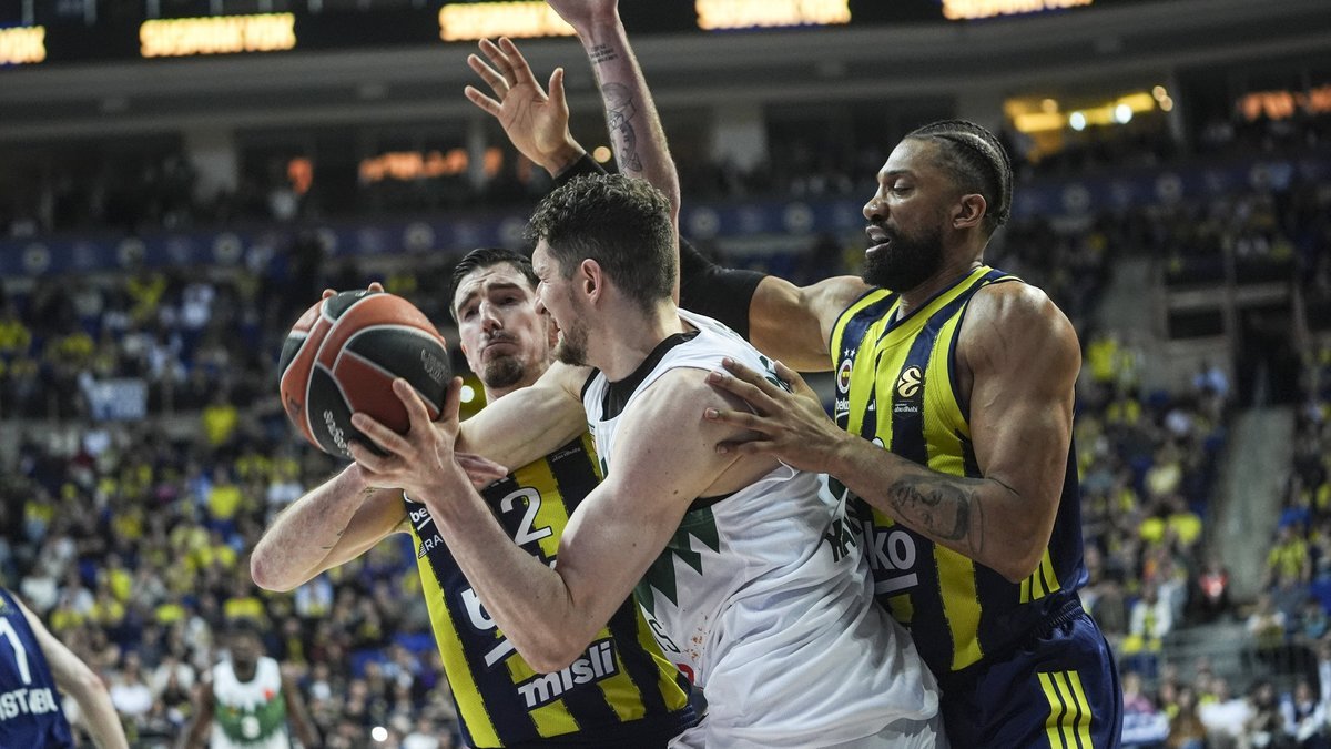 Fenerbahçe Beko, Zalgiris Karşısında Zor Anlar Yaşadı!