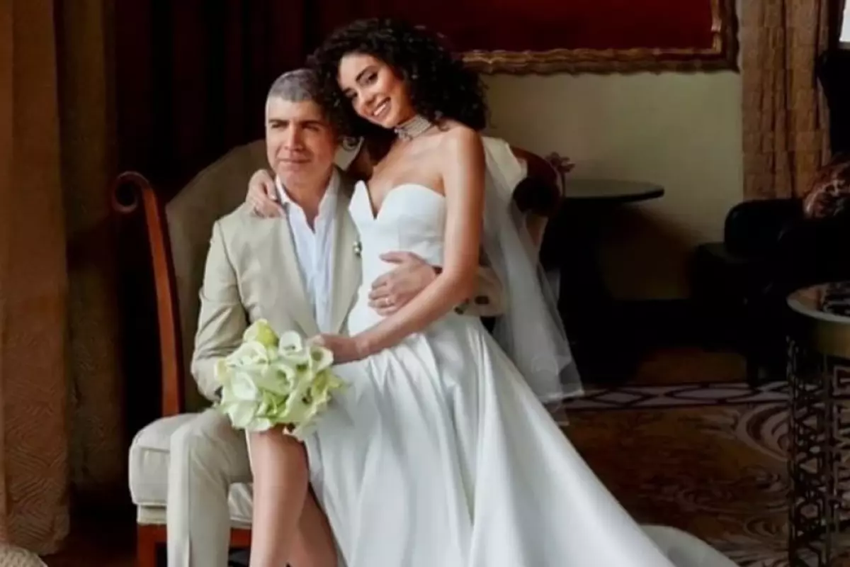Özcan Deniz ve eşi çadırda karantinada