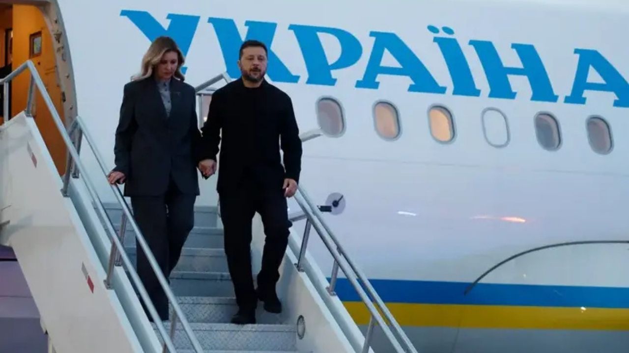 Zelenski’nin Uçağı İHA Alarmı Nedeniyle Moldova’da Bekletildi