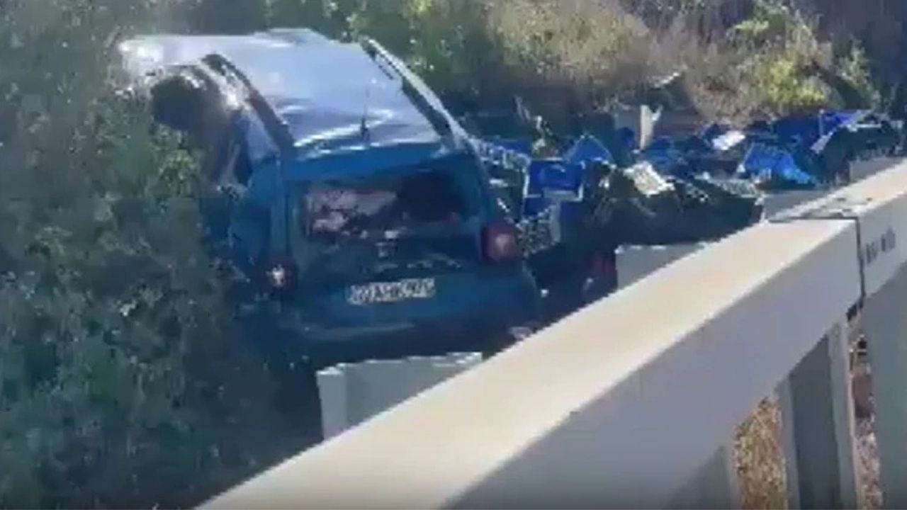 Bursa’da Domates Yüklü Kamyon Devrildi: 1 Ölü, 1 Yaralı