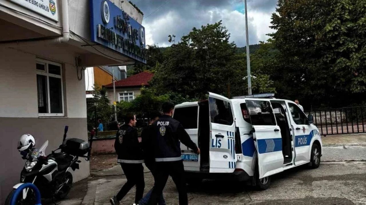 Kastamonu’da Bıçaklı Kavga: Şüpheli Tutuklandı