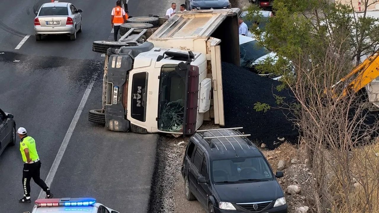 Malatya’da Feci Kaza İşçi Kamyonun Çarpmasıyla Ağır Yaralandı