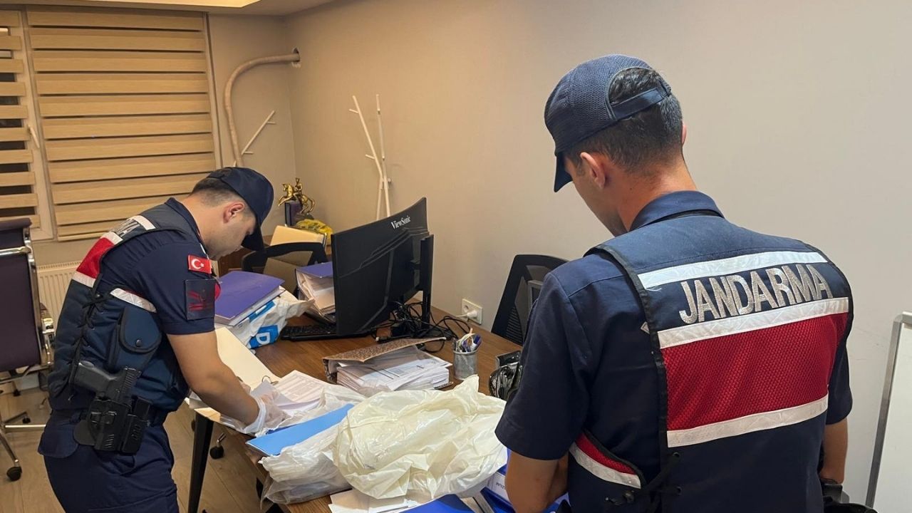 MİT Operasyonunda Yazılım Şirketine Baskın, 5 Şüpheli Gözaltında