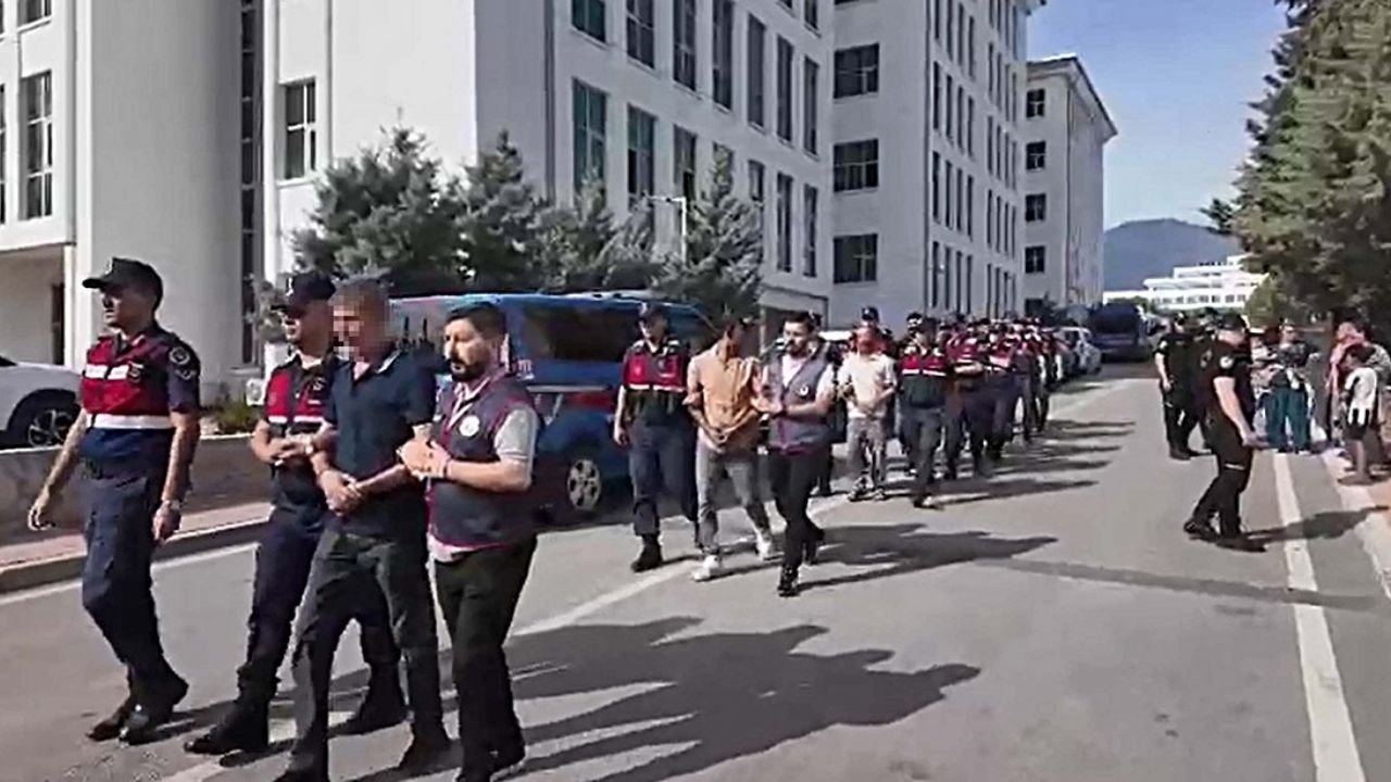 Honaz’da 6 Fabrikadaki Hırsızlıkta 3 Şüpheli Tutuklandı