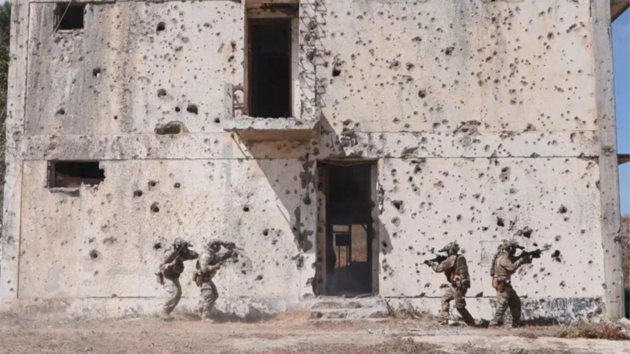 SAS Komandolarının Zorlu Görevleri ve Hata Payı Olmayan Eğitimi