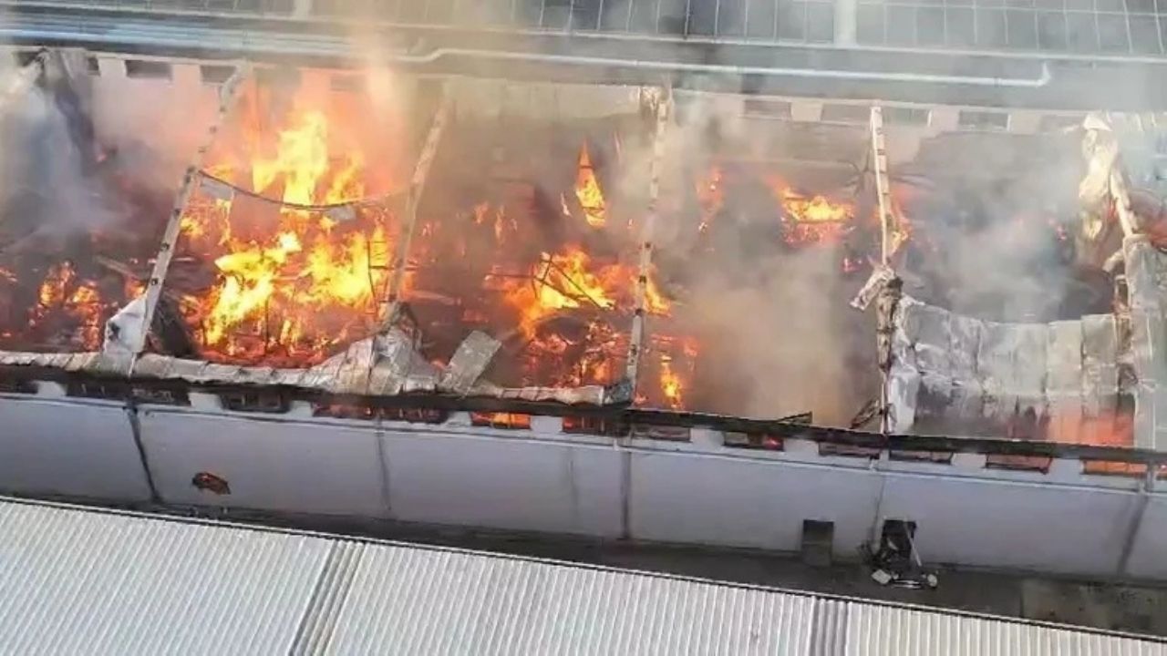 Bursa’da Fabrika Yangını: Ekipler Alevleri 2,5 Saatte Söndürdü