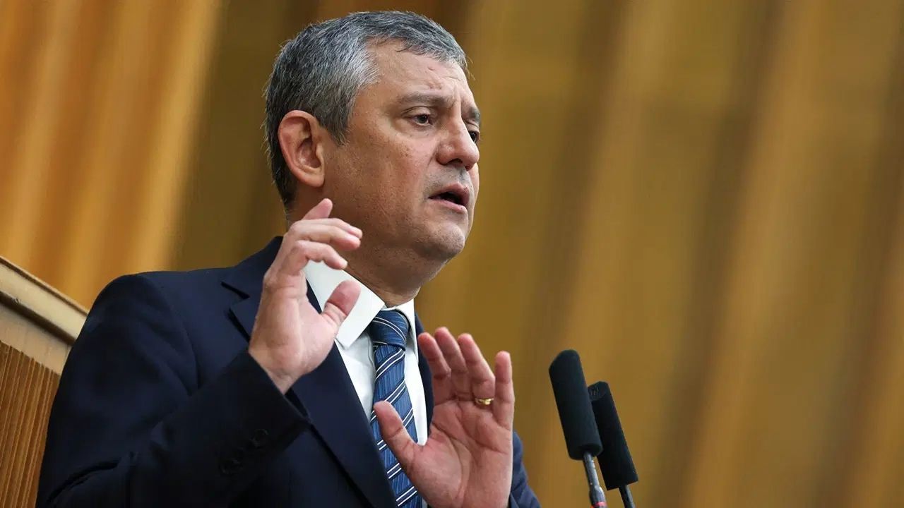 Özgür Özel’den Fon Soruşturması İçin Erdoğan’a Sert Eleştiri