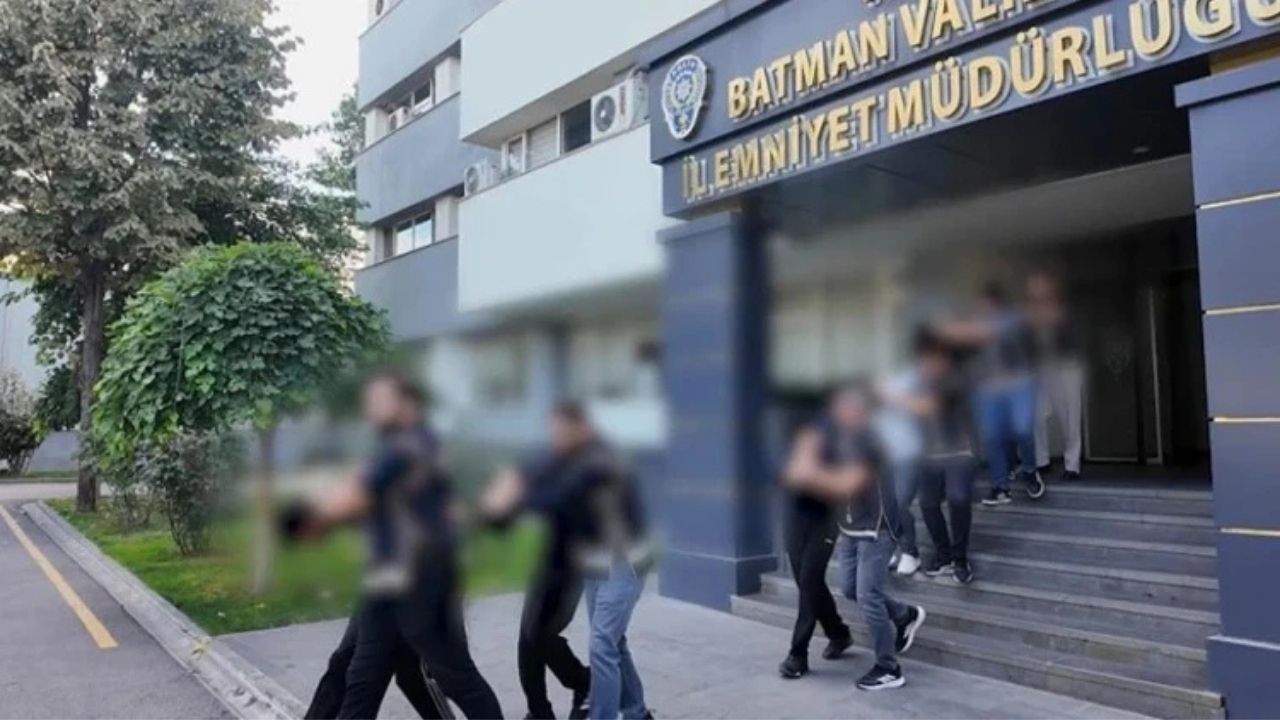 Batman’da Maskeli Haraç Çetesine Operasyon: 2 Kişi Tutuklandı