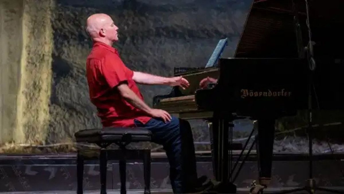 23. Uluslararası Gümüşlük Müzik Festivali’nde Charles Owen’dan unutulmaz piyano resitali