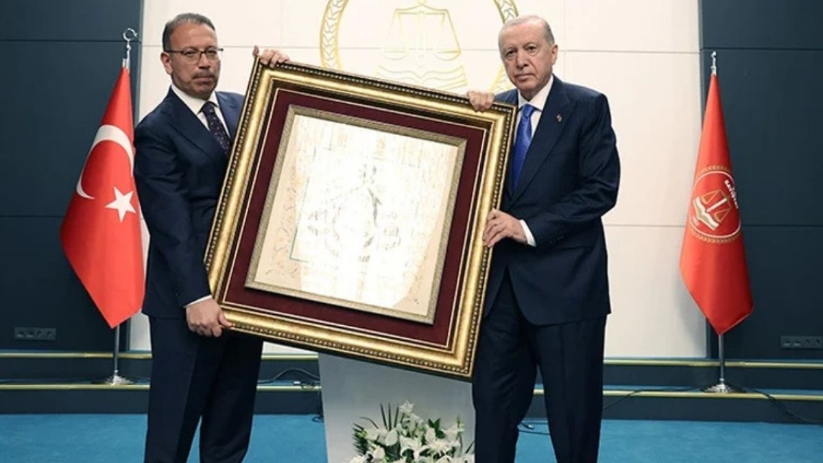 Erdoğan’dan Yerel Yönetimlere Sert Mesaj: “Milletin Emanetini Ganimet Gibi Kullananlara Göz Yummayız”