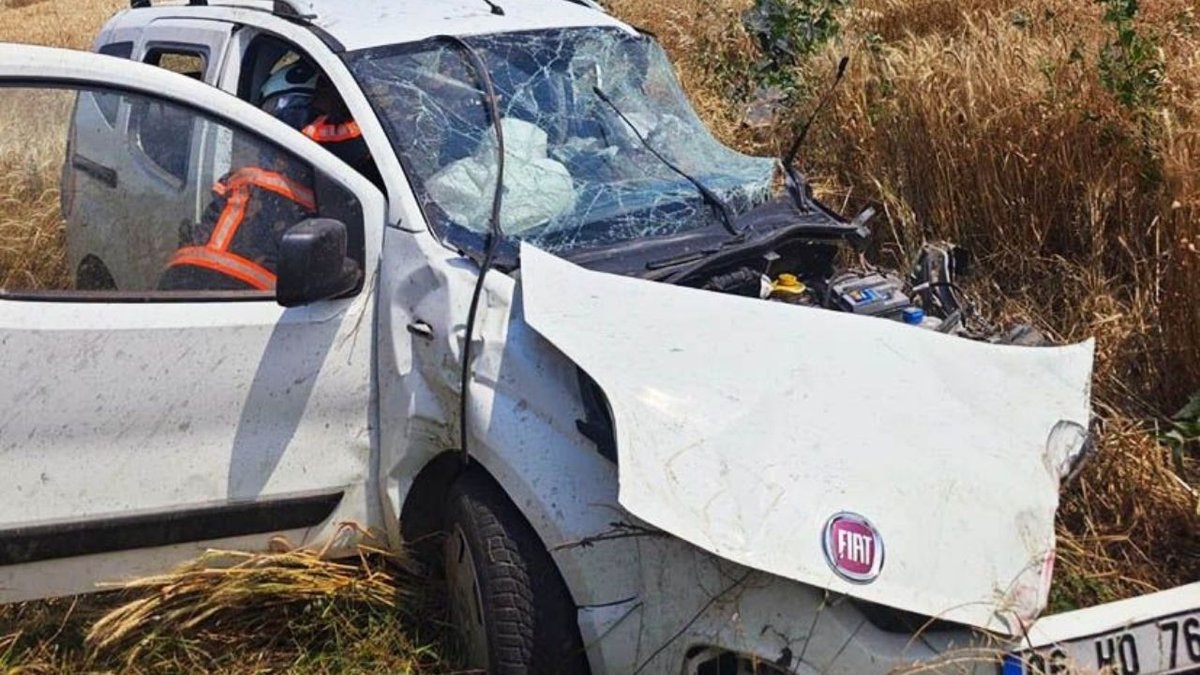 Çankırı Yolunda Feci Çarpışma Üç Ölü Dört Yaralı