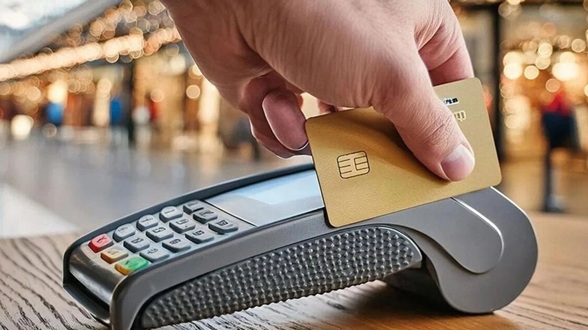 Kartlı Ödemelerde Rekor Yükseliş: Nisan'da 2,6 Trilyon Lira Harcandı