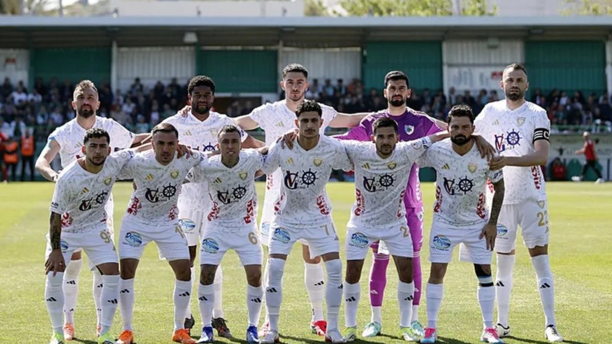 Erzurumspor FK Şampiyonluğunu Duyurdu: 5 Yıl Ardından Süper Lig'e Geri Dönüş