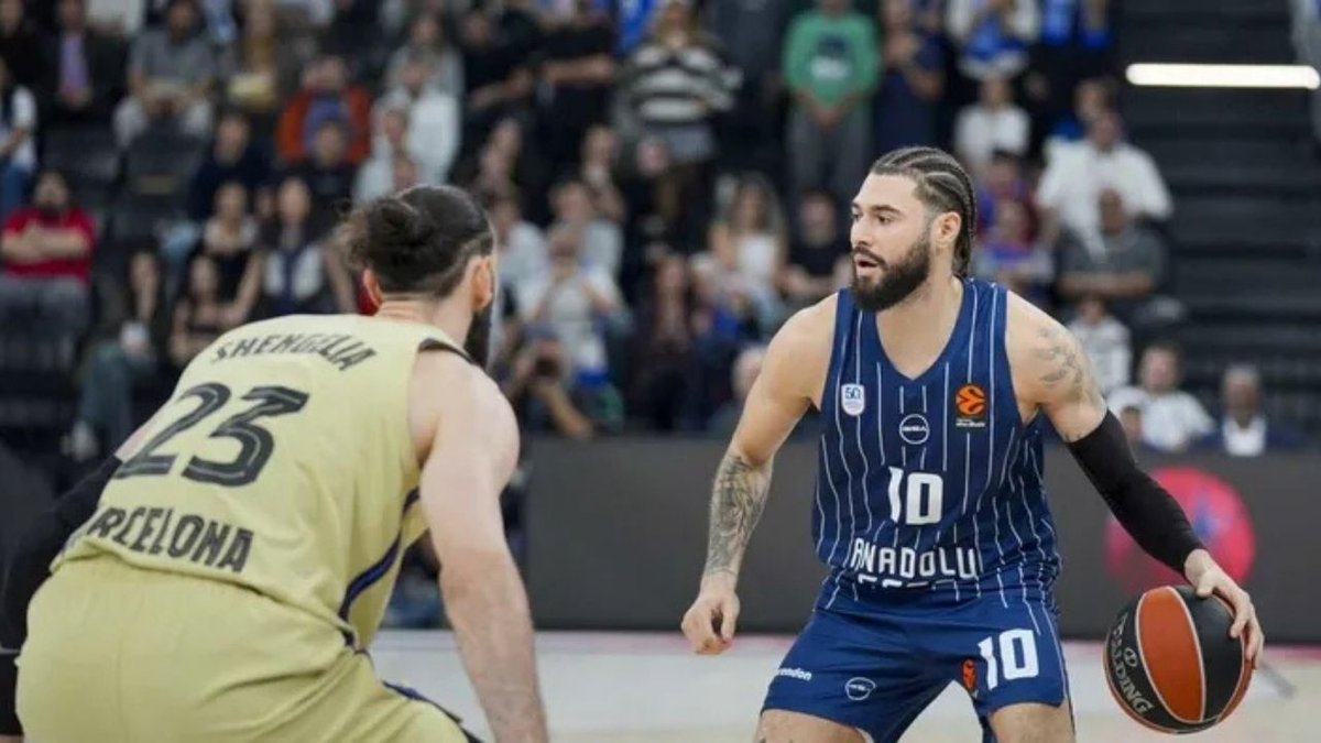 Anadolu Efes'te Şaşırtan Yaralanma! Isaia Cordinier Operasyona Alındı