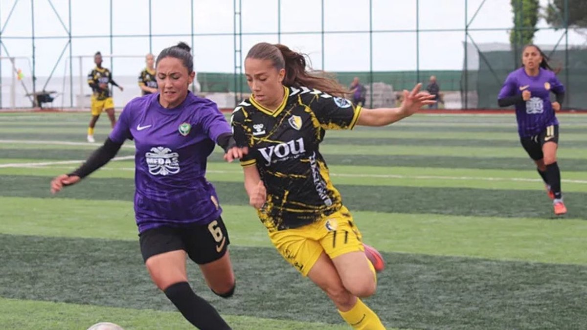 Gol Düellosunda Kazanan Ünye Kadın SK Oldu: 9 Gollü Maç Nefes Kesti