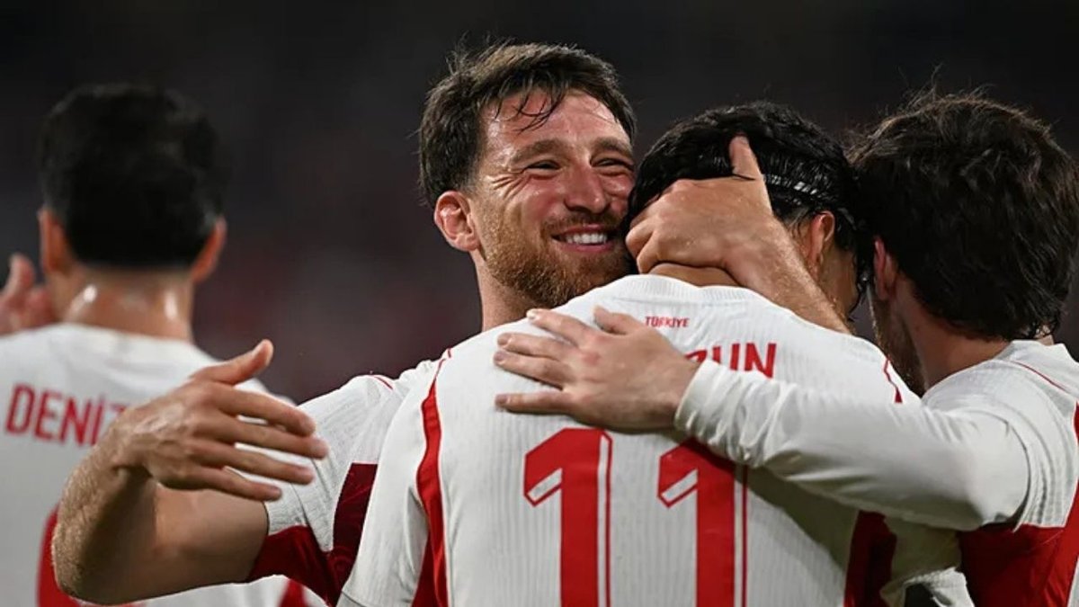 A Milli Futbol Takımı Dünya Kupası Öncesi Fırtına Gibi: Kuzey Makedonya’yı 4-0 Mağlup Etti, Montella’nın “Milli Ailesi” Göz Kamaştırdı