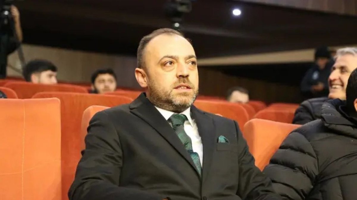 Sakaryaspor’da Enes Zengin Yeniden Başkan Seçildi Güven Tazeledi