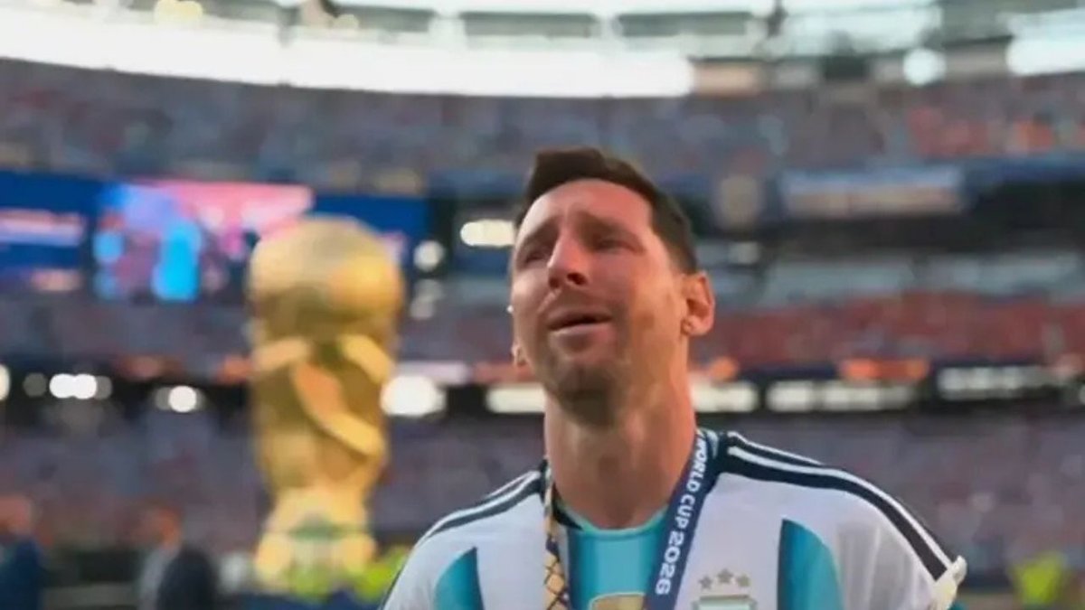 Messi'nin Gözyaşları Dünya Kupası Finaline Damga Vurdu