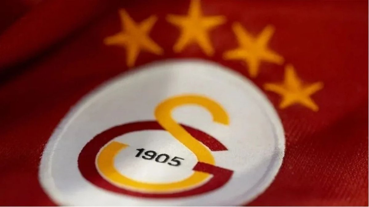 Galatasaray’da Transfer Sessizliği Taraftarların Gözü Yönetimde
