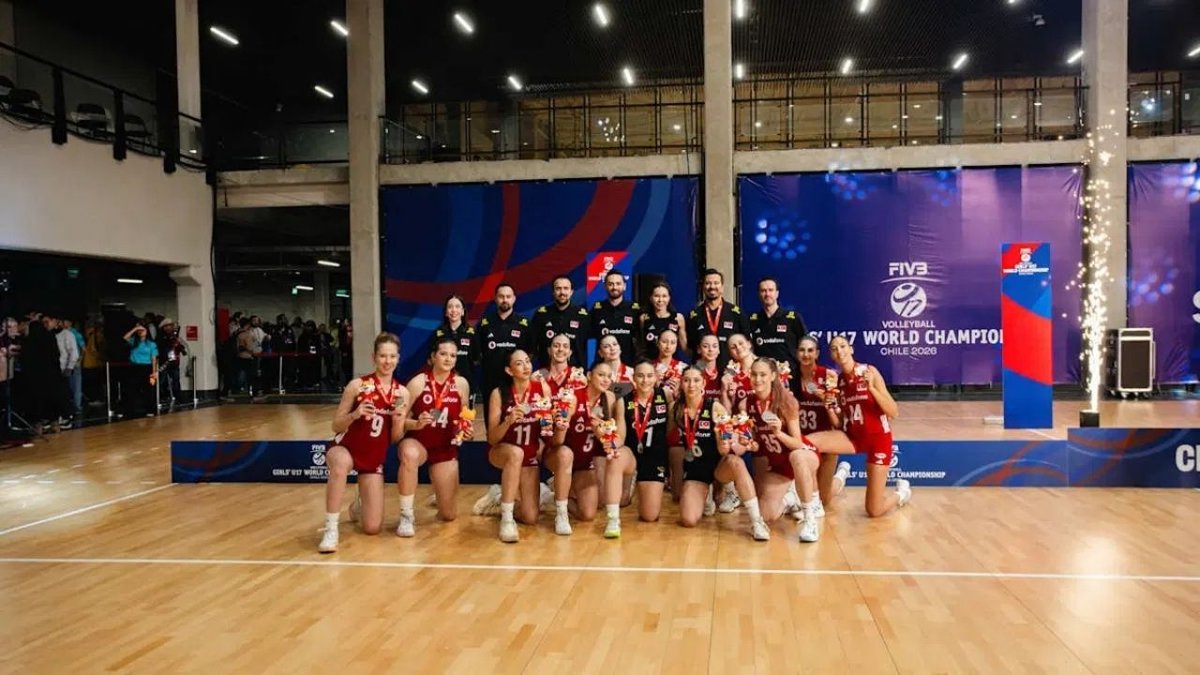 U17 Kadın Milli Voleybol Takımı Dünya İkinciliğiyle Tarihe Geçti