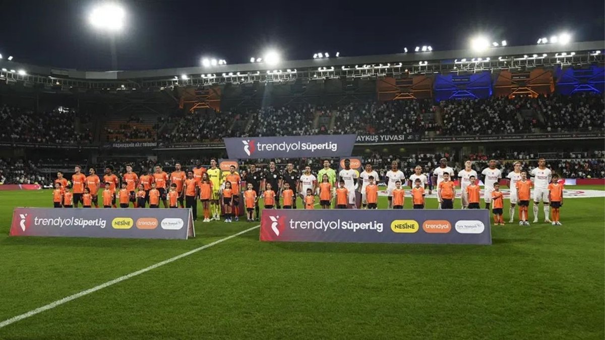 Trio Ekibinden Başakşehir Galatasaray Maçındaki Tartışmalı Kararlara Değerlendirme