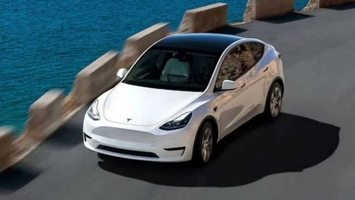 Tesla’dan Yaklaşık 2 Milyon Araç İçin Geri Çağırma Kararı