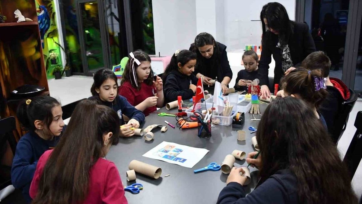 Balıkesir’de Minikler Bilim ve Çevre Atölyelerinde Eğlenecek ve Öğrenecek