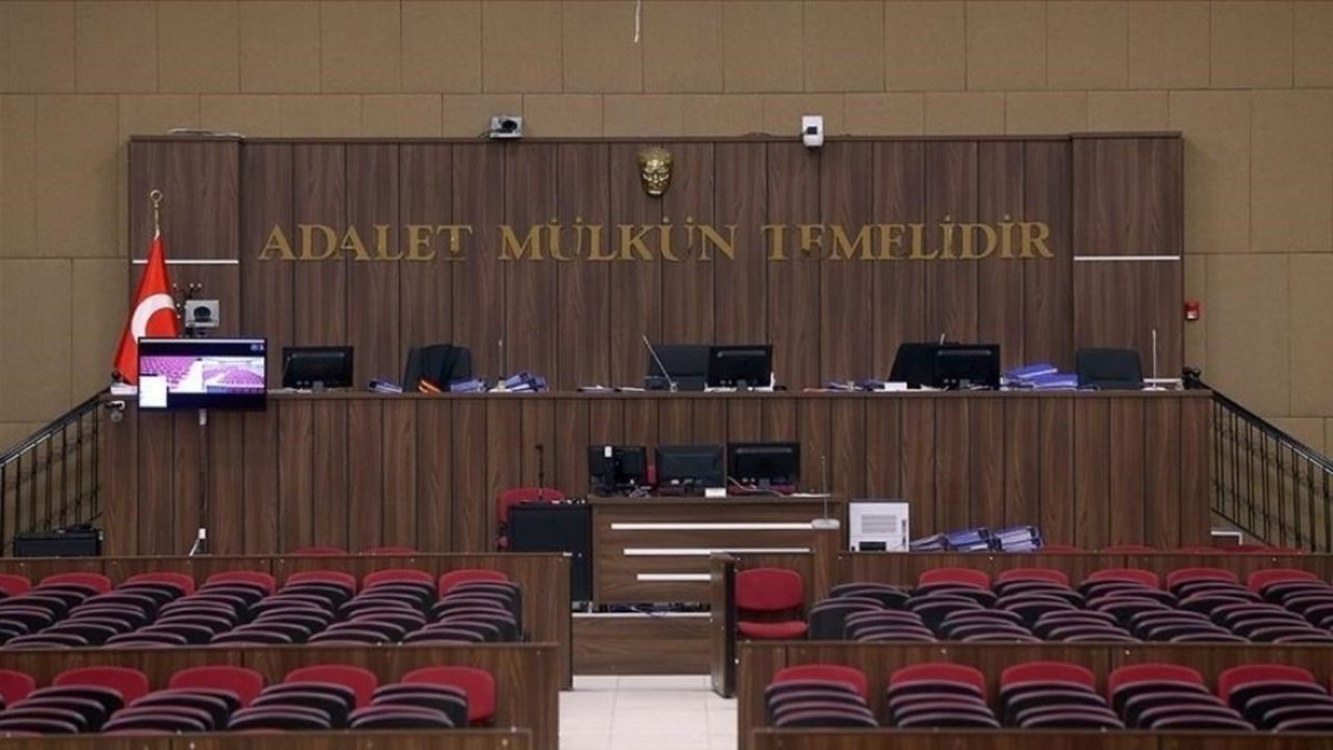 Kuşadası Belediyesi’ne Yönelik Operasyonda 14 Şüpheli Tutuklandı