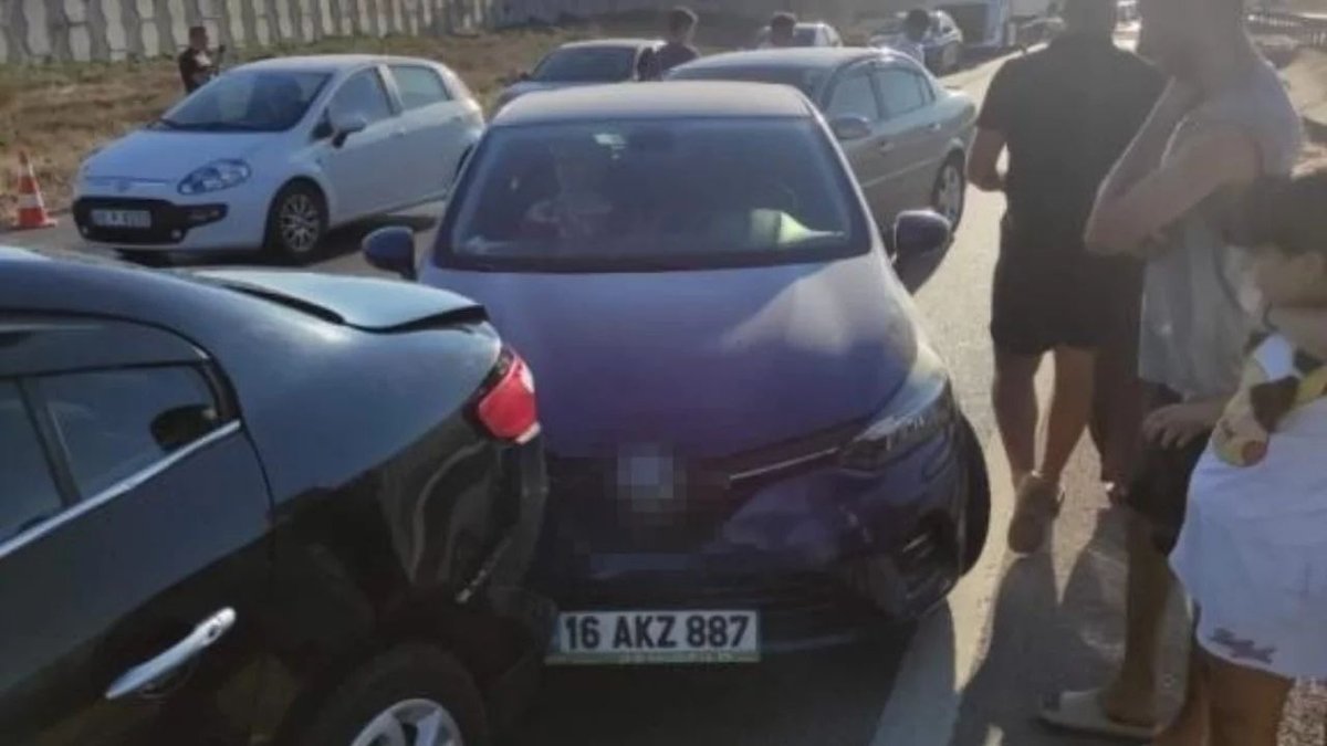 Bursa’da 5 Araçlı Zincirleme Kaza: 1 Kişi Yaralandı