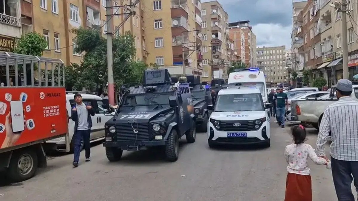 Diyarbakır Bağlar’da Sokak Kavgası: 3 Kişi Yaralandı