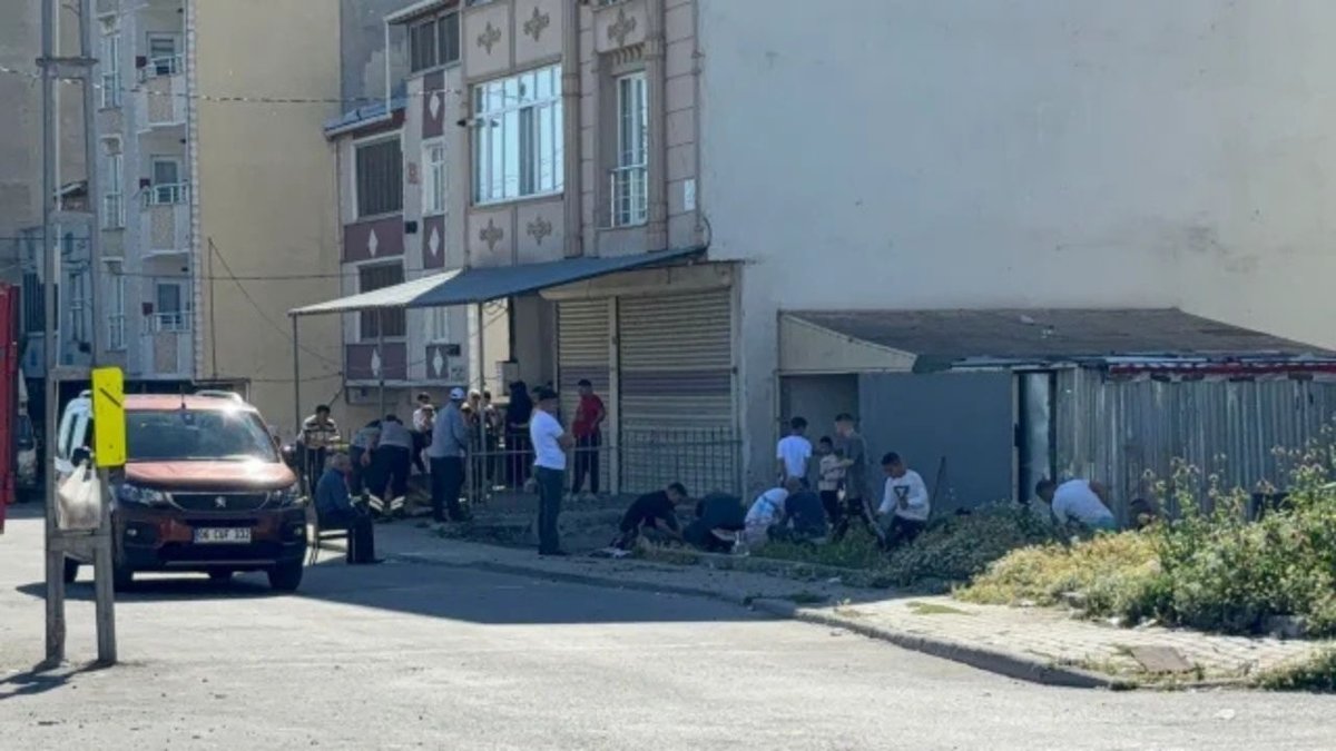 Esenyurt’ta Kaçak Kurban Kesimine Sıkı Denetim! Sokakta Kesim Yapanlara Ceza Yağdı